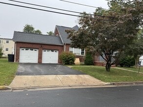 1547 Lenox Pl in Rahway, NJ - Building Photo - Building Photo