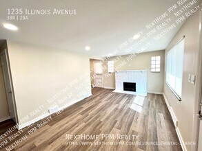 1235 Illinois Ave in Pittsburgh, PA - Building Photo - Building Photo