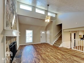 3004 Cardinal Dr in Lithia Springs, GA - Foto de edificio - Building Photo