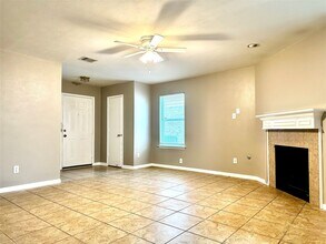 20734 Hardwick Oaks Dr in Houston, TX - Building Photo - Building Photo