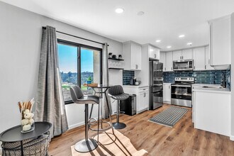 11233 Tierrasanta Blvd, Unit Unit 30 in San Diego, CA - Building Photo - Building Photo