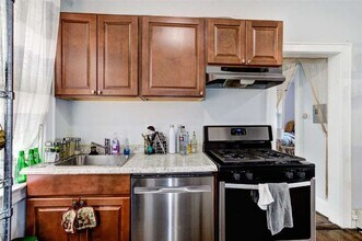 5 Lienau Pl-Unit -1R in Jersey City, NJ - Foto de edificio - Building Photo