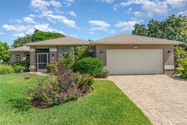 4122 Olde Meadowbrook Ln in Bonita Springs, FL - Building Photo - Building Photo