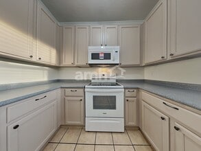 12373 Carriage Stone Dr in Fishers, IN - Building Photo - Building Photo