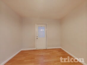 463 Park Ave in Yuba City, CA - Foto de edificio - Building Photo