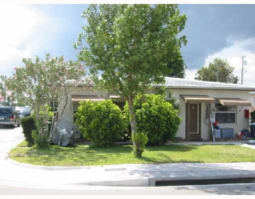 1101 N Federal Hwy in Lake Worth Beach, FL - Building Photo