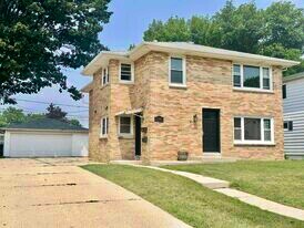 1508 Walnut St, Unit Lower in South Milwaukee, WI - Building Photo
