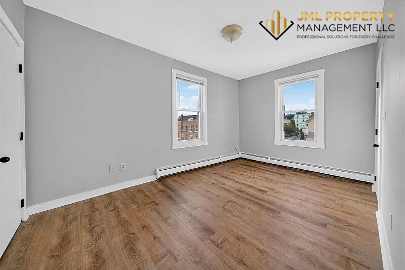130 High St in Fall River, MA - Building Photo