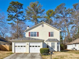 4543 Latchwood Dr in Stonecrest, GA - Building Photo