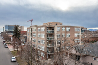 Bentley Condominiums in Denver, CO - Building Photo - Building Photo