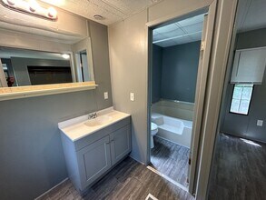 4 Snelson Ln in Asheville, NC - Building Photo - Building Photo