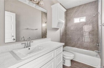 1618 Playa Dr, Unit 1 in Weslaco, TX - Building Photo - Building Photo