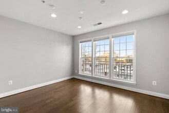 803 Reserve Champion Dr in Rockville, MD - Building Photo - Building Photo