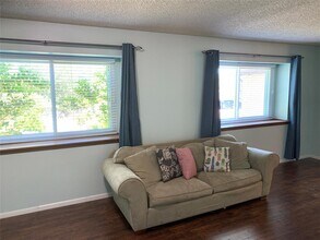 11207 Hidden Bluff Dr in Austin, TX - Building Photo - Building Photo