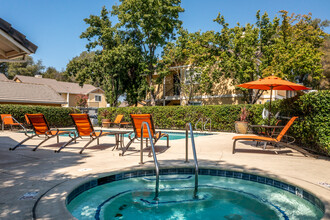 Heather Ridge Apartments in Orangevale, CA - Building Photo - Building Photo