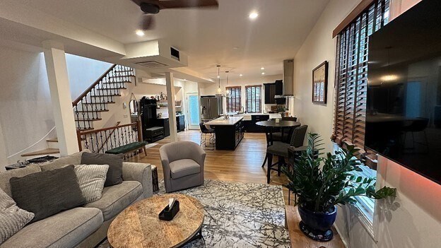 property at 231 1/2 Broadway