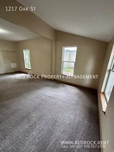 1217 Oak St in Beloit, WI - Building Photo - Building Photo