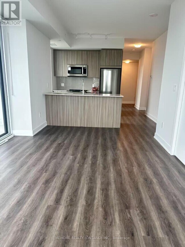 430-4430 Square One Dr in Mississauga, ON - Building Photo - Building Photo