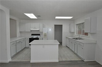 1116 Porterfield Dr in Austin, TX - Building Photo - Building Photo