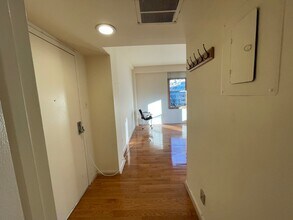 1133 13th St NW, Unit 5E in Washington, DC - Building Photo - Building Photo