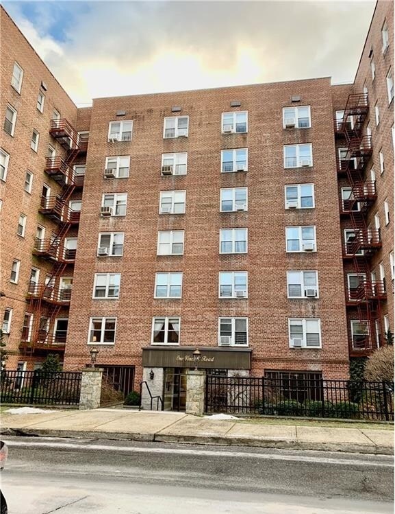 1 Vincent Rd Rentals in Yonkers, NY