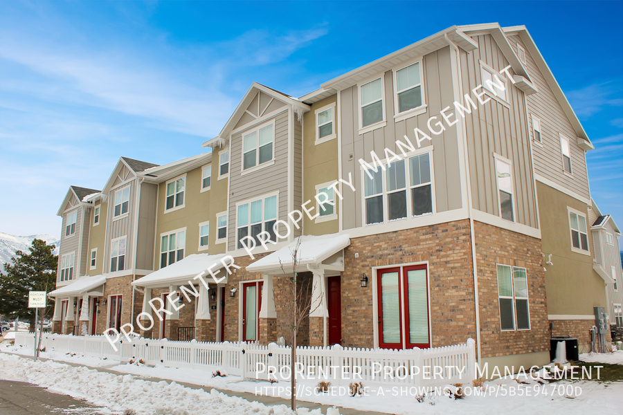 799 E 975 N in Layton, UT - Foto de edificio