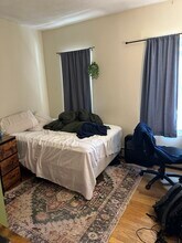 1 Ossipee Rd, Unit 2 in Somerville, MA - Foto de edificio - Building Photo