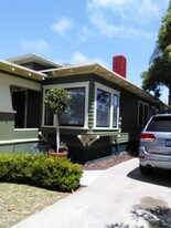137 25th St in San Diego, CA - Building Photo