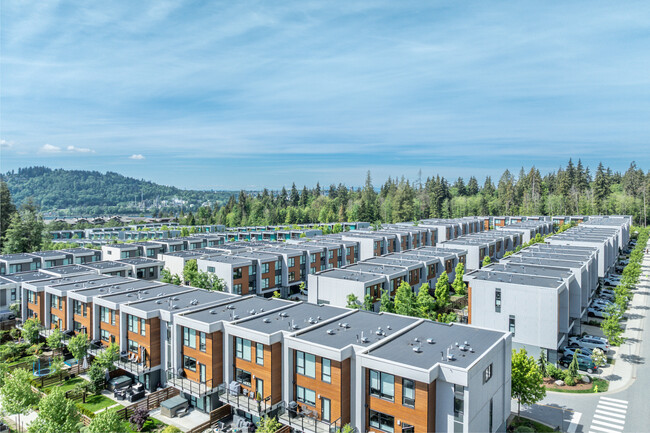 Seymour Village on the Park in North Vancouver, BC - Building Photo - Building Photo