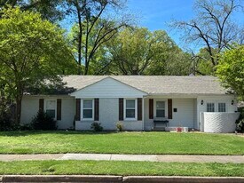 1221 W Perkins Rd in Memphis, TN - Building Photo