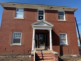 308.5 S Walnut St in Danville, IL - Building Photo