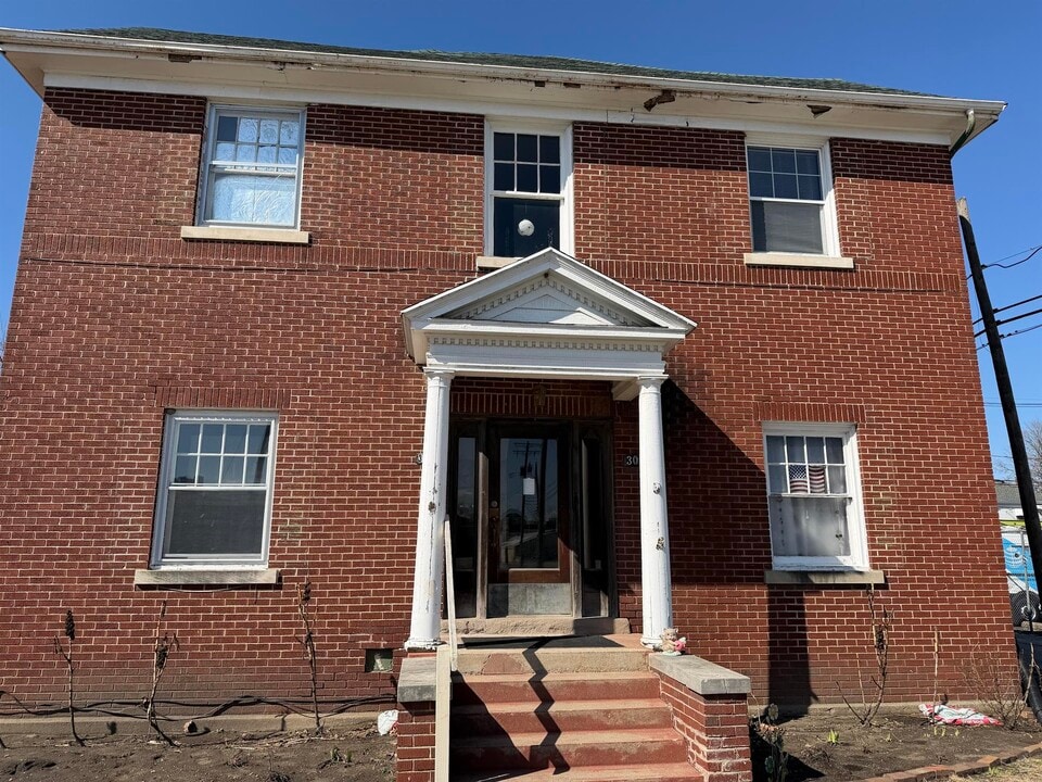 308.5 S Walnut St in Danville, IL - Building Photo