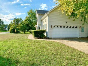 2553 Emerald Ct in Clarksville, TN - Building Photo - Building Photo