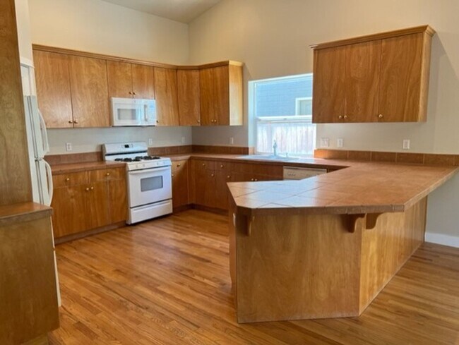 865 SW Silver Lake Blvd in Bend, OR - Building Photo - Building Photo