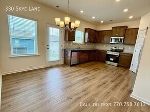 330 Skye Ln in Cartersville, GA - Building Photo - Building Photo