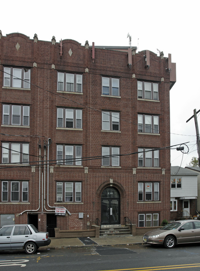 238-242 Garfield Ave in Jersey City, NJ - Foto de edificio - Building Photo