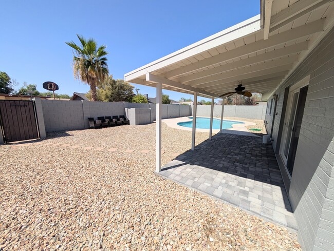 1639 E Wesleyan Dr in Tempe, AZ - Building Photo - Building Photo