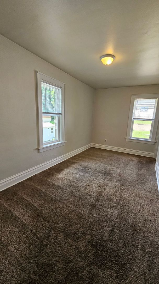 316 S 7th Ave in Wausau, WI - Building Photo - Building Photo