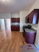 213 State St in Bristol, RI - Building Photo - Building Photo