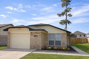 4807 Maurita Dr in Spring, TX - Building Photo