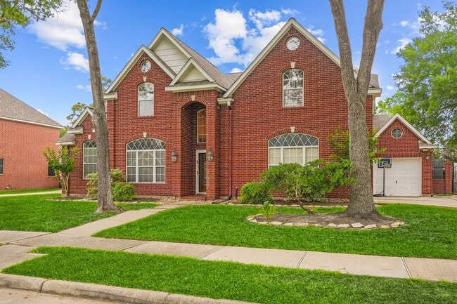 property at 4426 Park Bend Dr