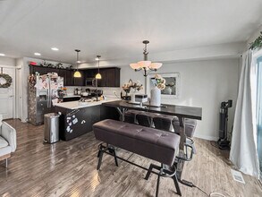 347 Skwentna Dr in Anchorage, AK - Building Photo - Building Photo