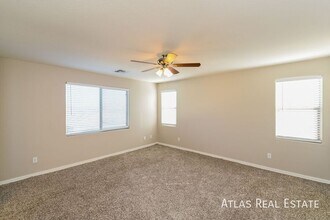 2004 W Green Tree Dr in Queen Creek, AZ - Building Photo - Building Photo