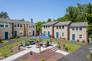 Villages at Hartford Apartments