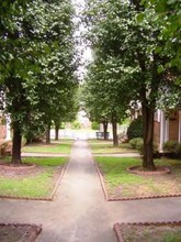 Chapel Hill Apartments in Vestavia Hills, AL - Building Photo - Building Photo