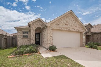 18427 Running Shadow Ct in Hockley, TX - Building Photo - Building Photo