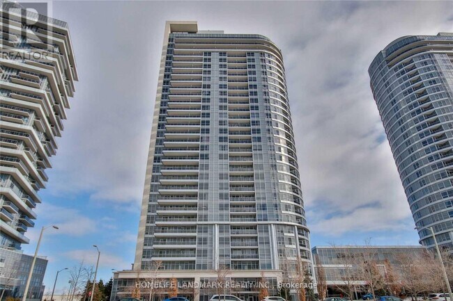 181 Village Green Square in Toronto, ON - Building Photo - Building Photo