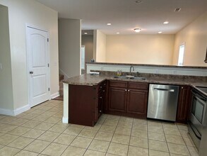 1311 Carrberry Ct in Kingsport, TN - Building Photo - Building Photo