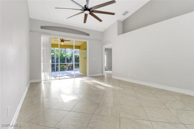 property at 8383 Ibis Cove Cir