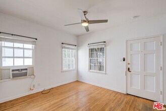 967 N Doheny Dr in West Hollywood, CA - Building Photo - Building Photo